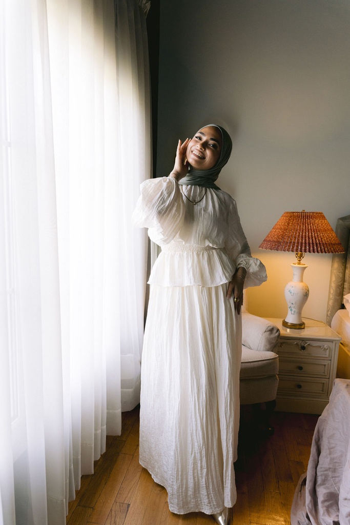 Crème Candlelight Blouse 