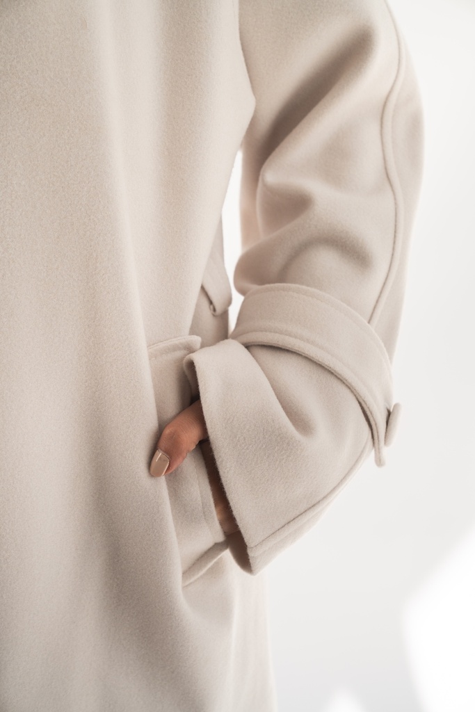Crème Ryan Jacket      