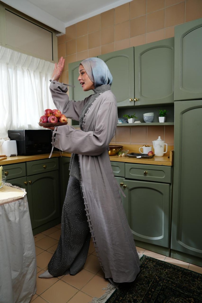 Greyish Babylon Kaftan  