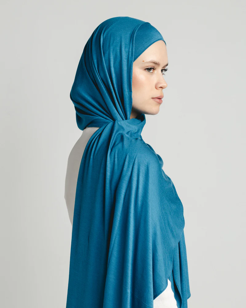 Lyons Blue Aura Scarf   