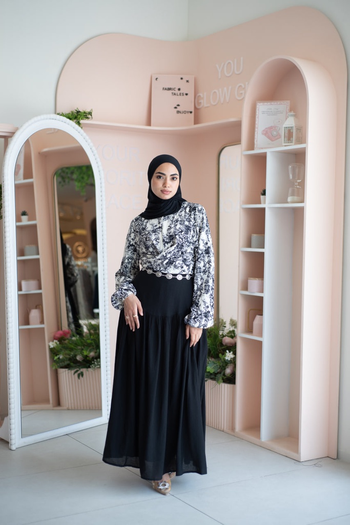 Black Elara Skirt