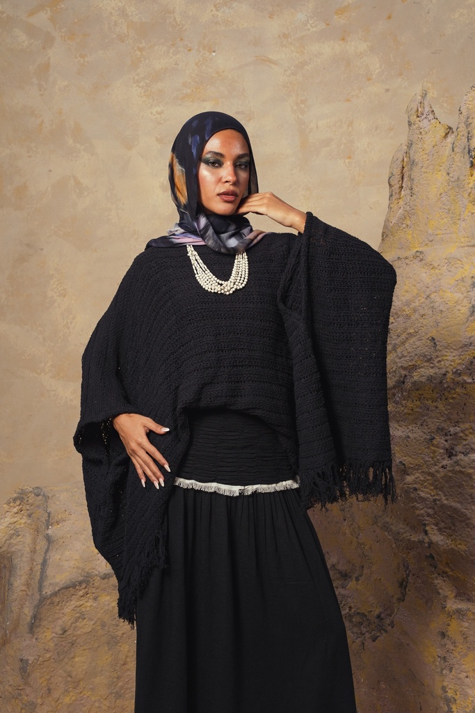 Black Verso Cape