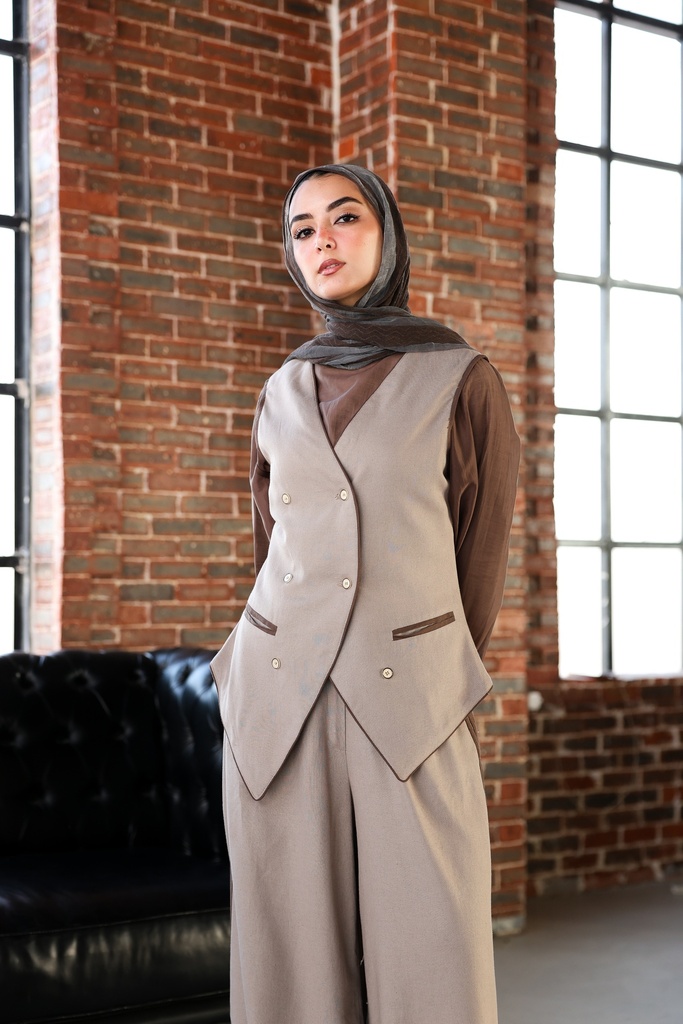 Espresso Livia Vest  